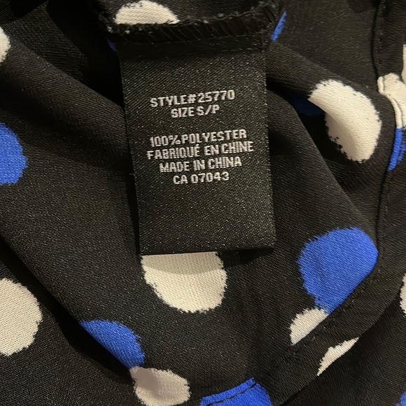 Women’s polka dot blouse - Picture 8 of 9